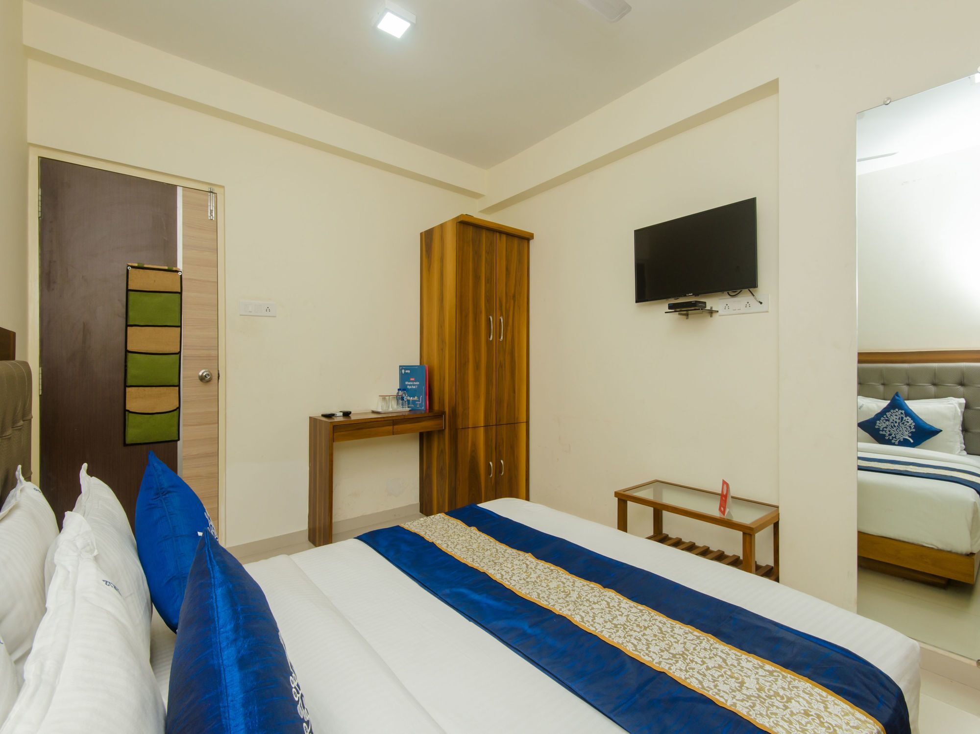 Oyo 11441 Hotel Blue Bells Residency Bombaj Zewnętrze zdjęcie